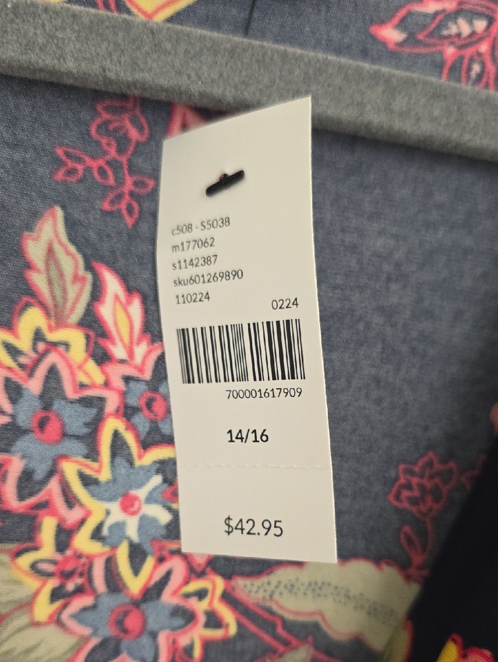 Lane Bryant NWT Navy Floral Cowl Neck Tunic Top Size 14/16 - Picture 7 of 7